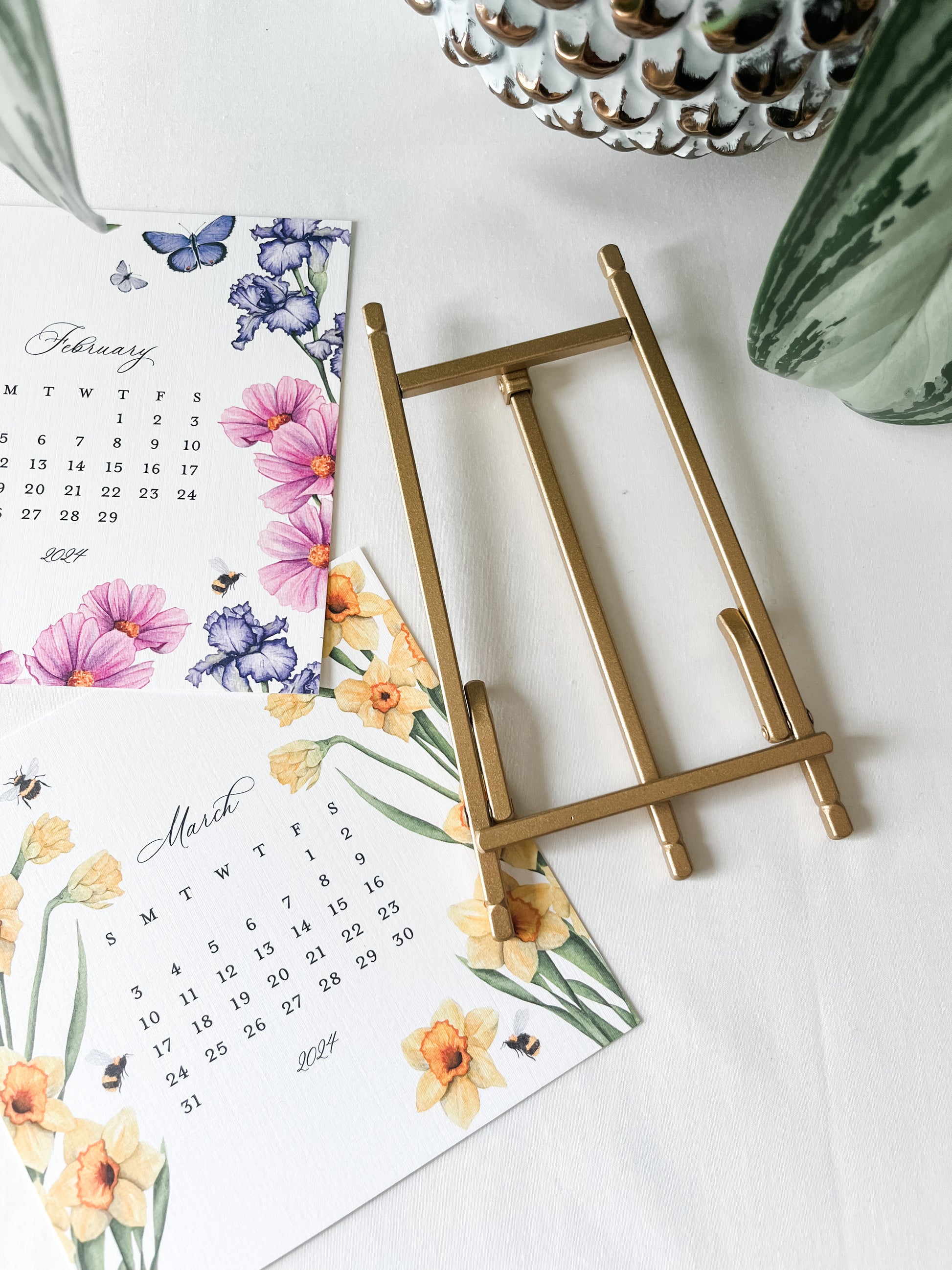 Photo Desk Calendar With Brass Easel